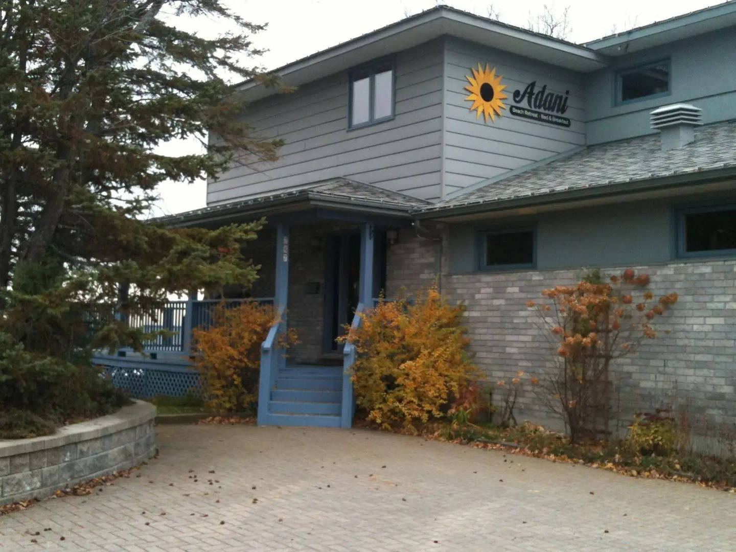 Adani Beach Retreat Bed and Breakfast