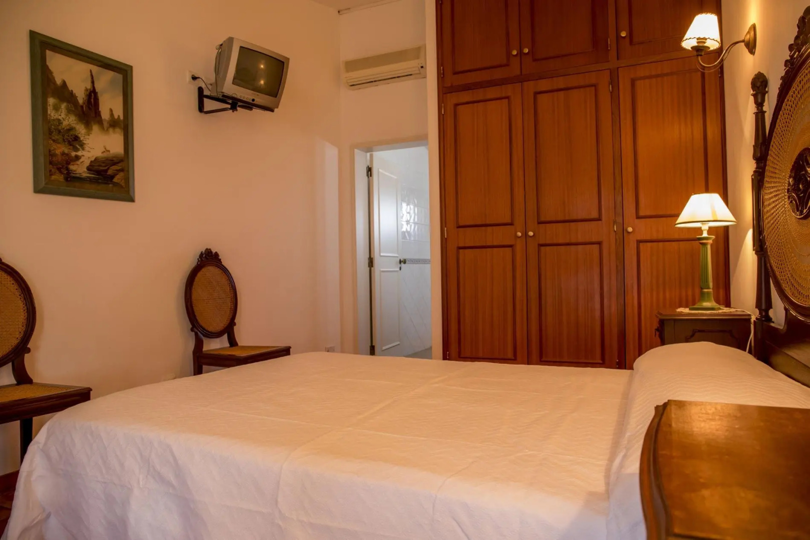 E - Countryside Guesthouse Bedroom nº 3