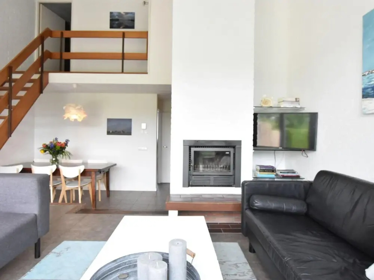 Modern Holiday Home in Nieuwvliet with Garden