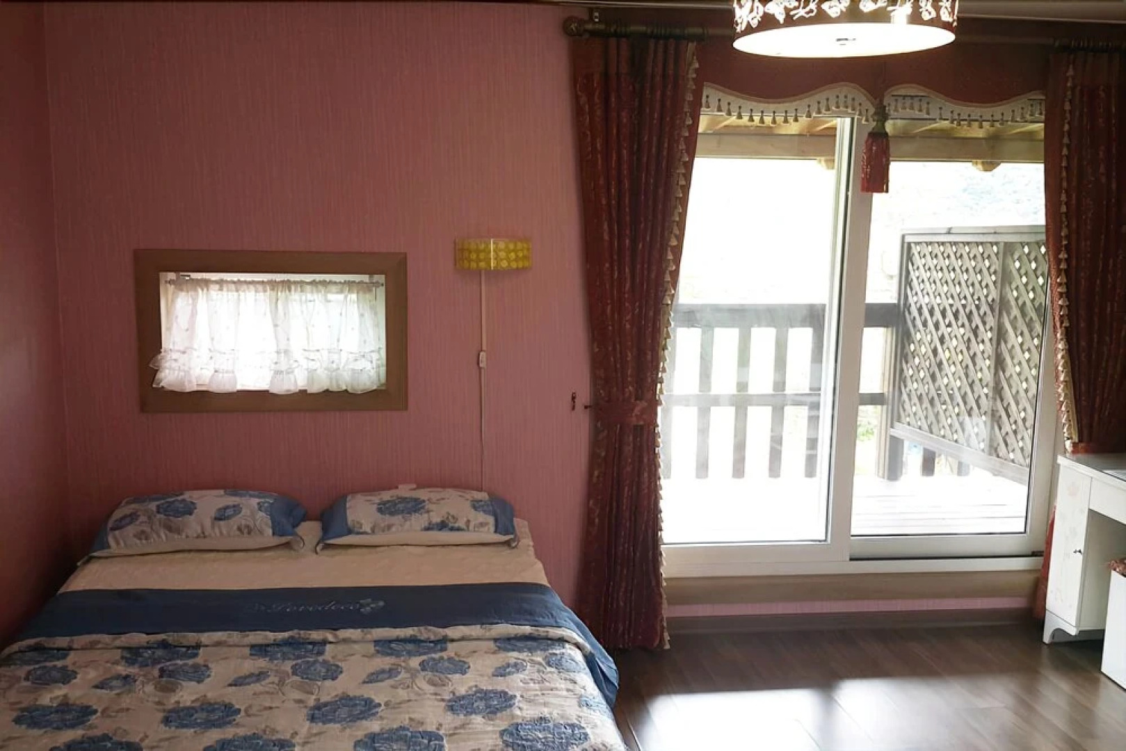 Hongcheon Pastel Pension