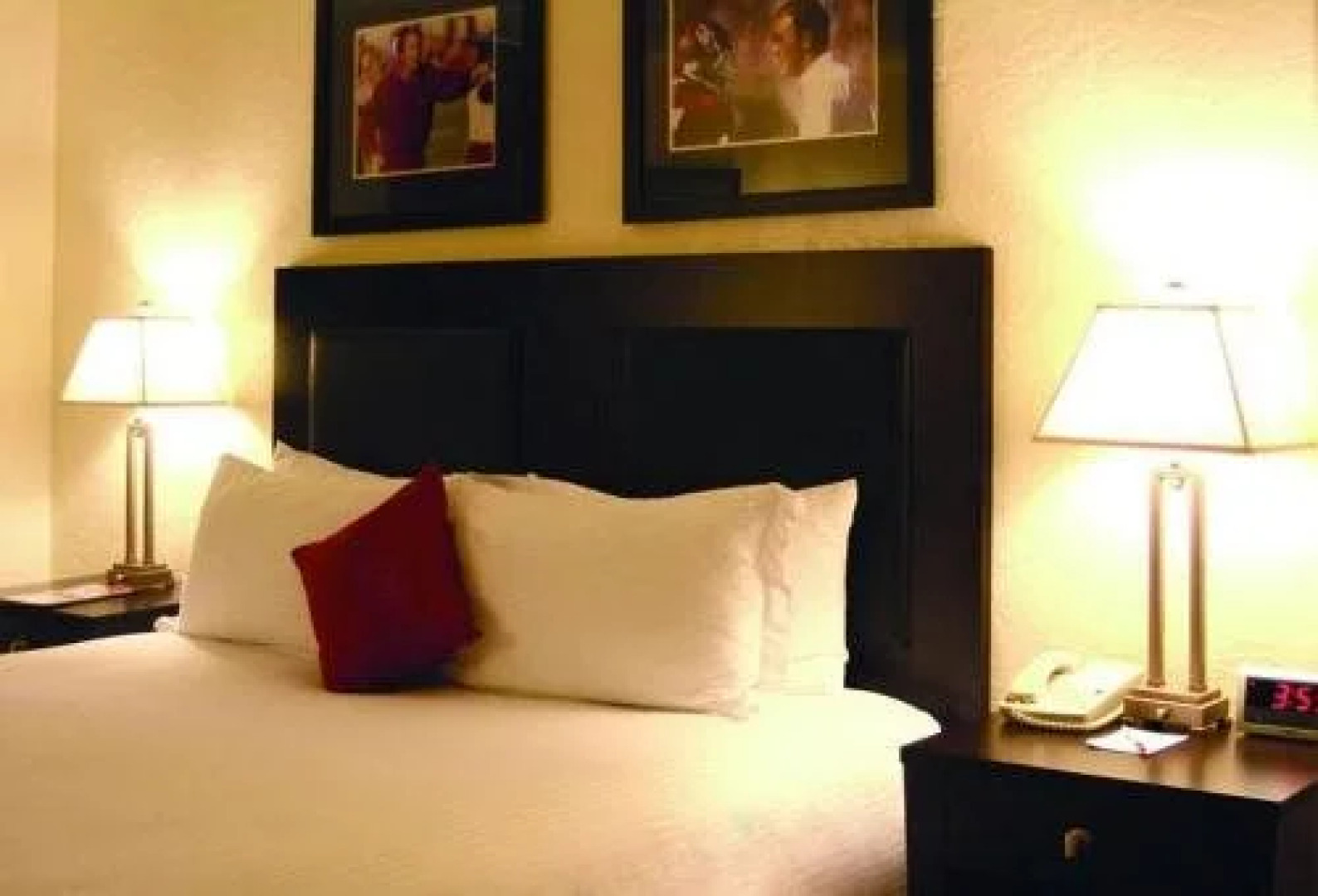 Sooner Legends Inn And Suites