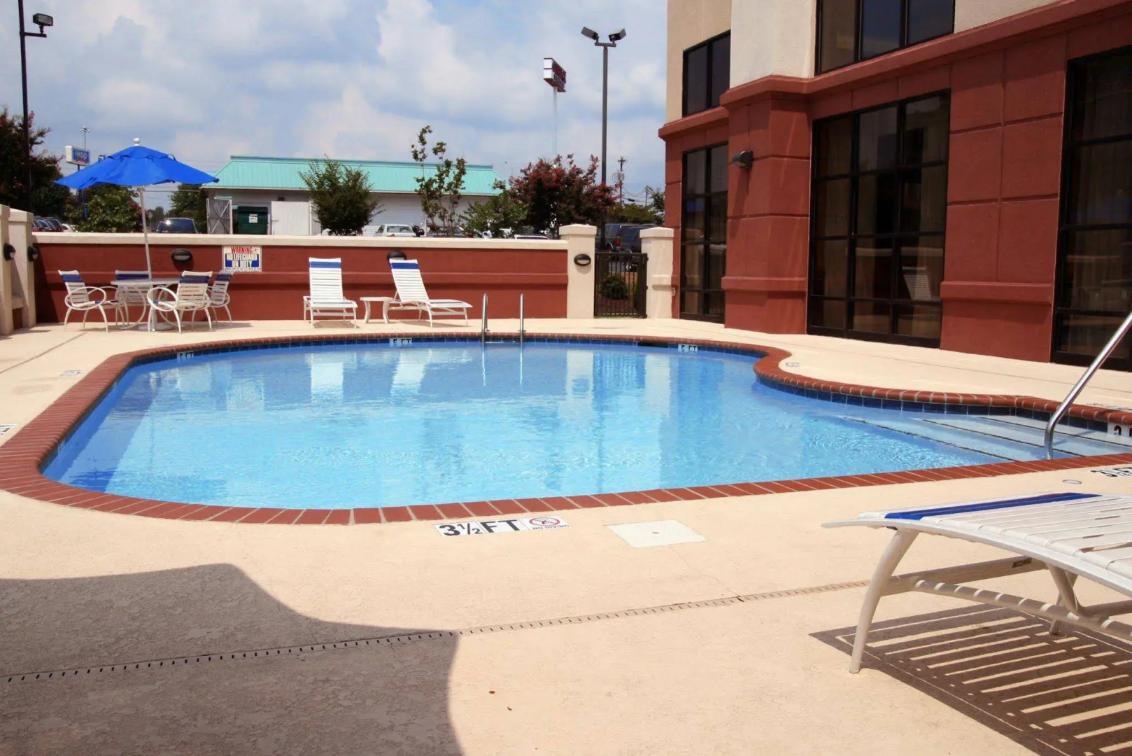 Hampton Inn & Suites Burlington, NC