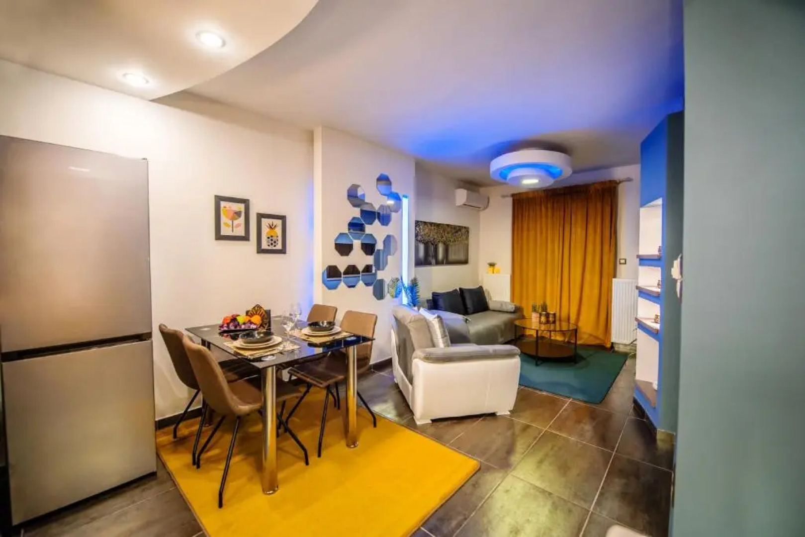 One of a kind Luxury Apartment City Center Near HELEXPO