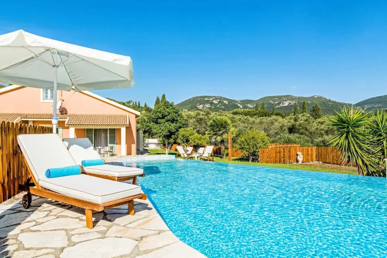 Villa Secret Paradise