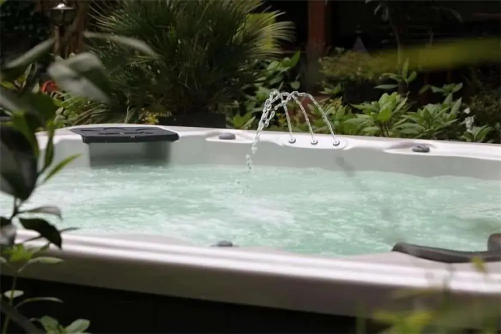 Logis Hôtel-Restaurant Le Moulin D'Artres