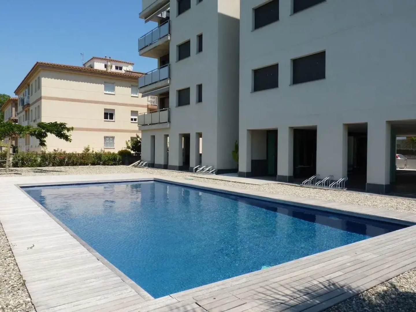 Wonderful Apartment in St Pere Pescador With Communal Pool