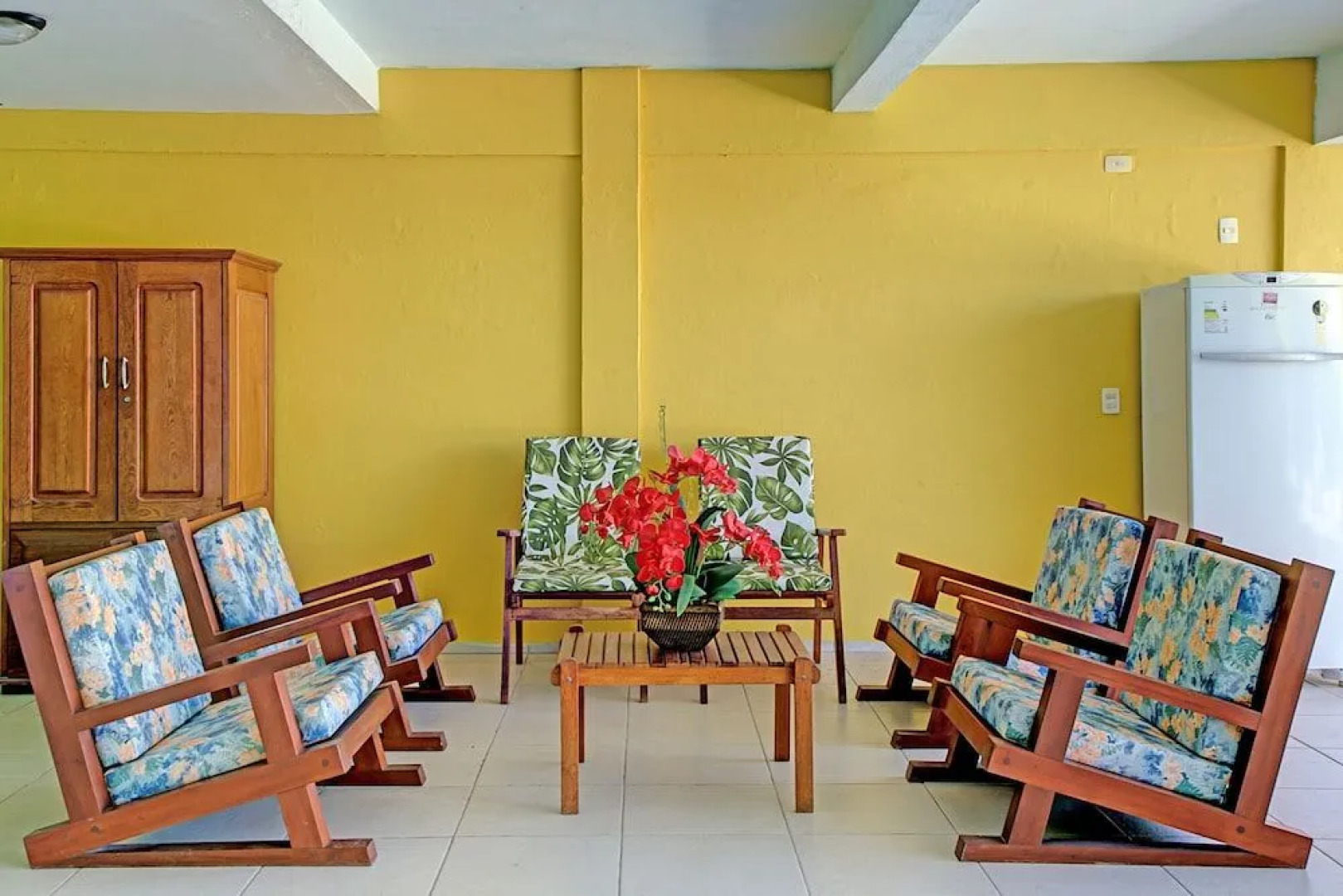 Casa com Piscina no Iguape 50m do Mar