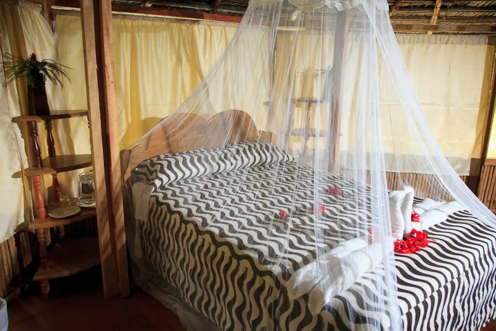 Pacaya Samiria Amazon Lodge