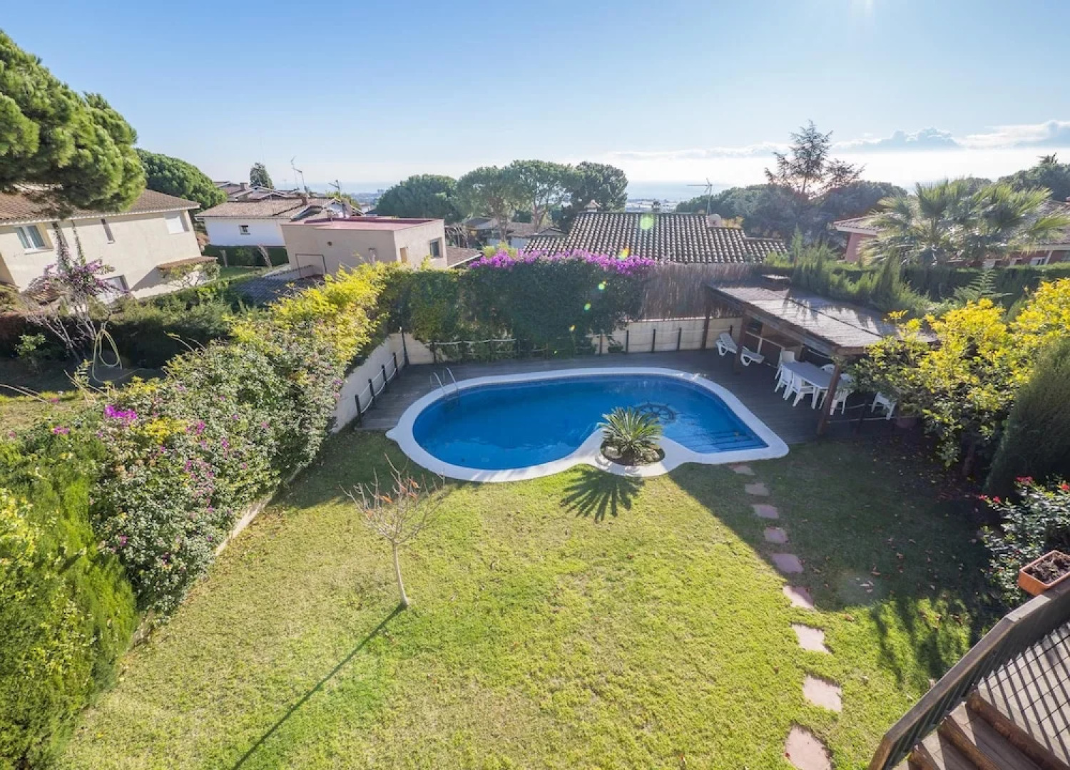 HomeHolidaysRentals Niza - Costa BCN