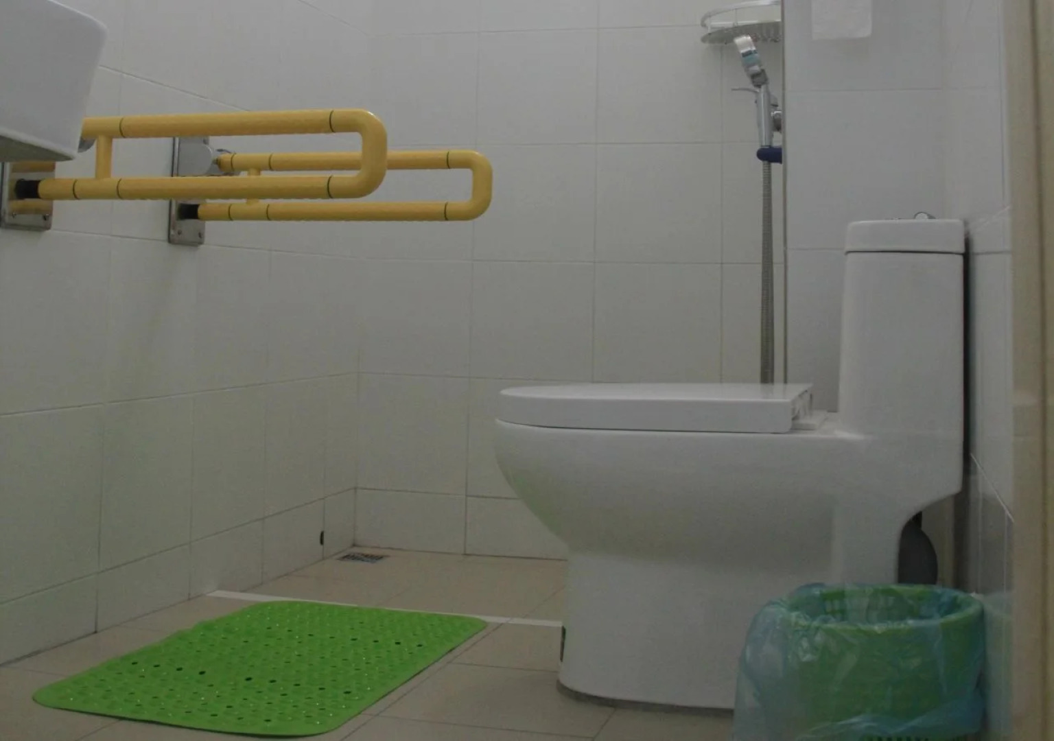 OYO 90393 Sanctuary Garden