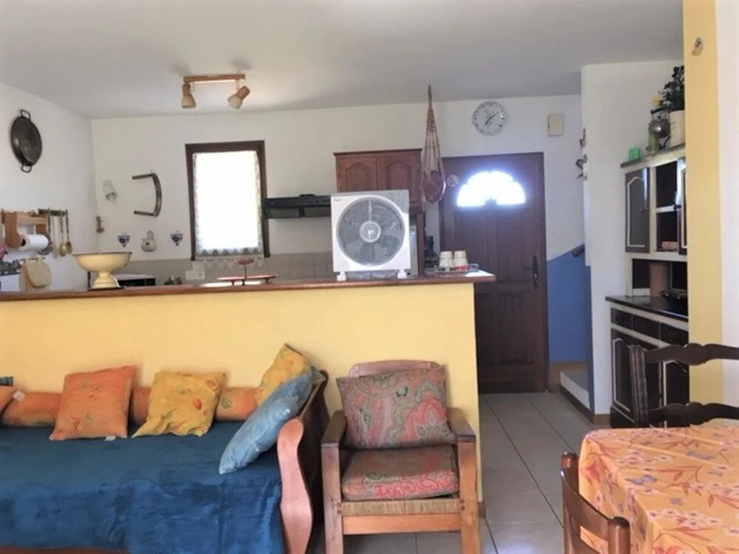 House With 2 Bedrooms in Ansouis, With Wonderful Mountain View, Pool A