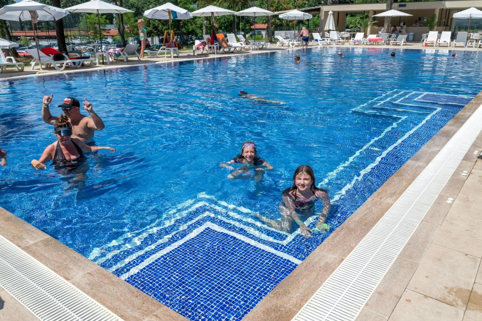 Queen Nelly Hotel Park