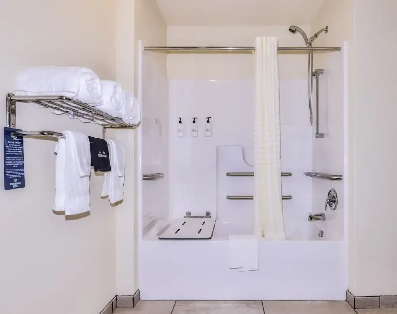 Cobblestone Hotel & Suites - Rhinelander