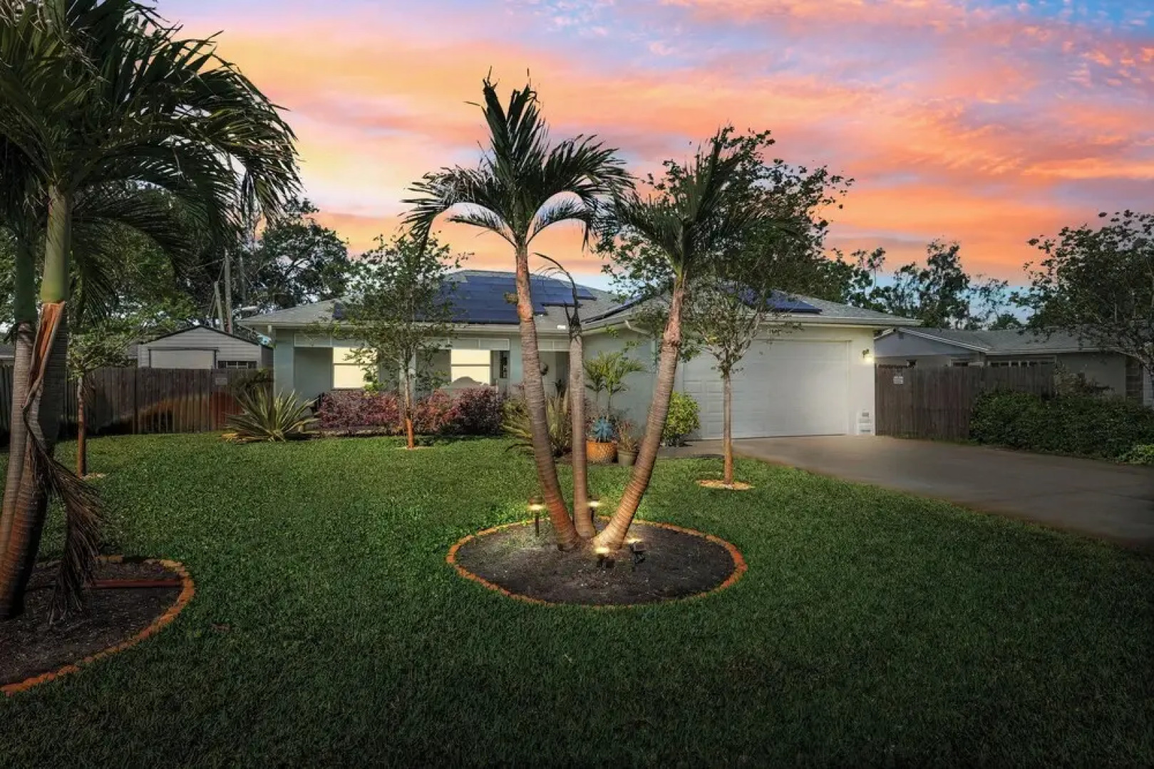 Sleek Home w/ Hot Tub, Koi Pond & Yard in Seminole