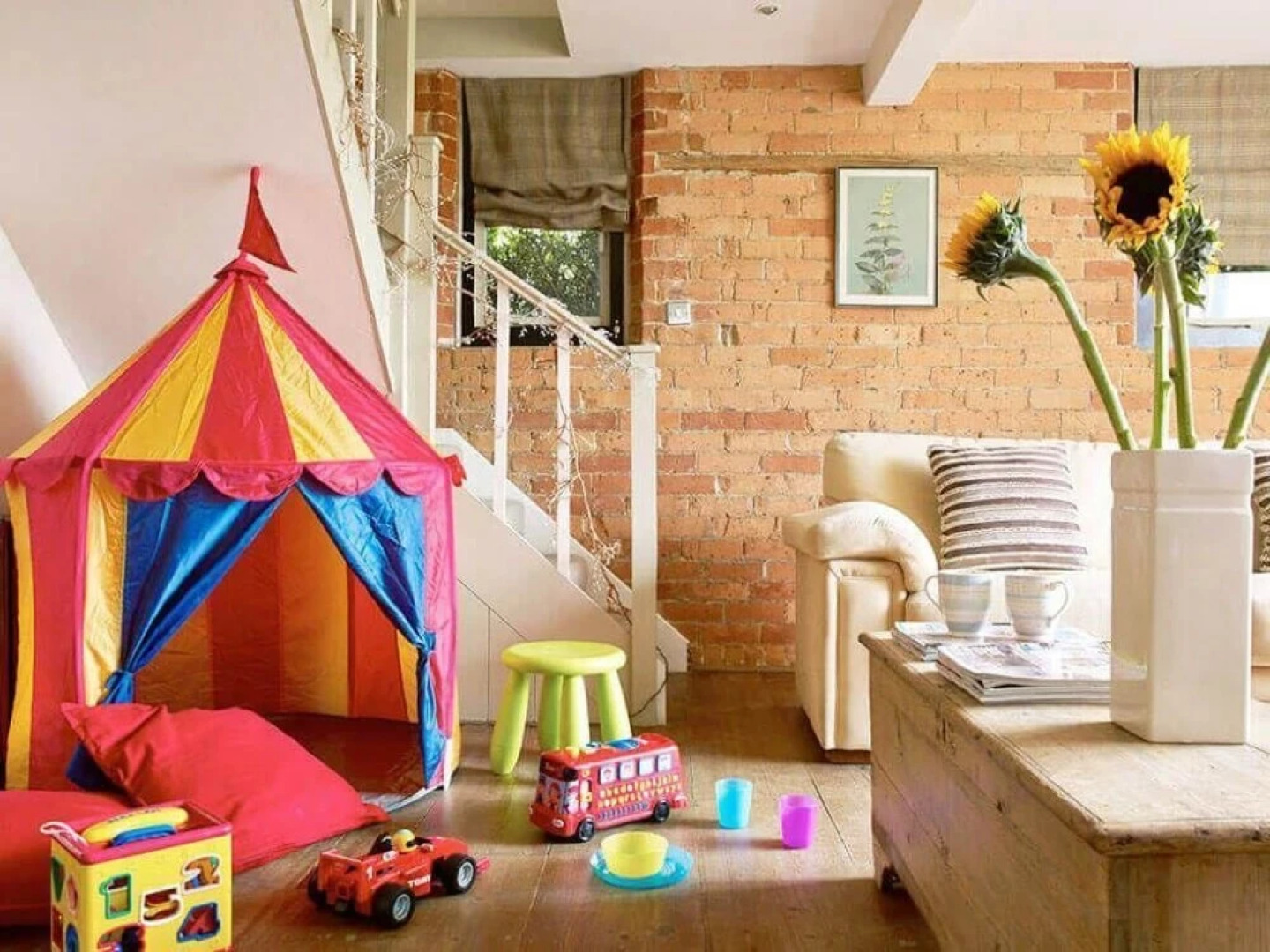 A pet-friendly converted chapel with charming features near Uffington