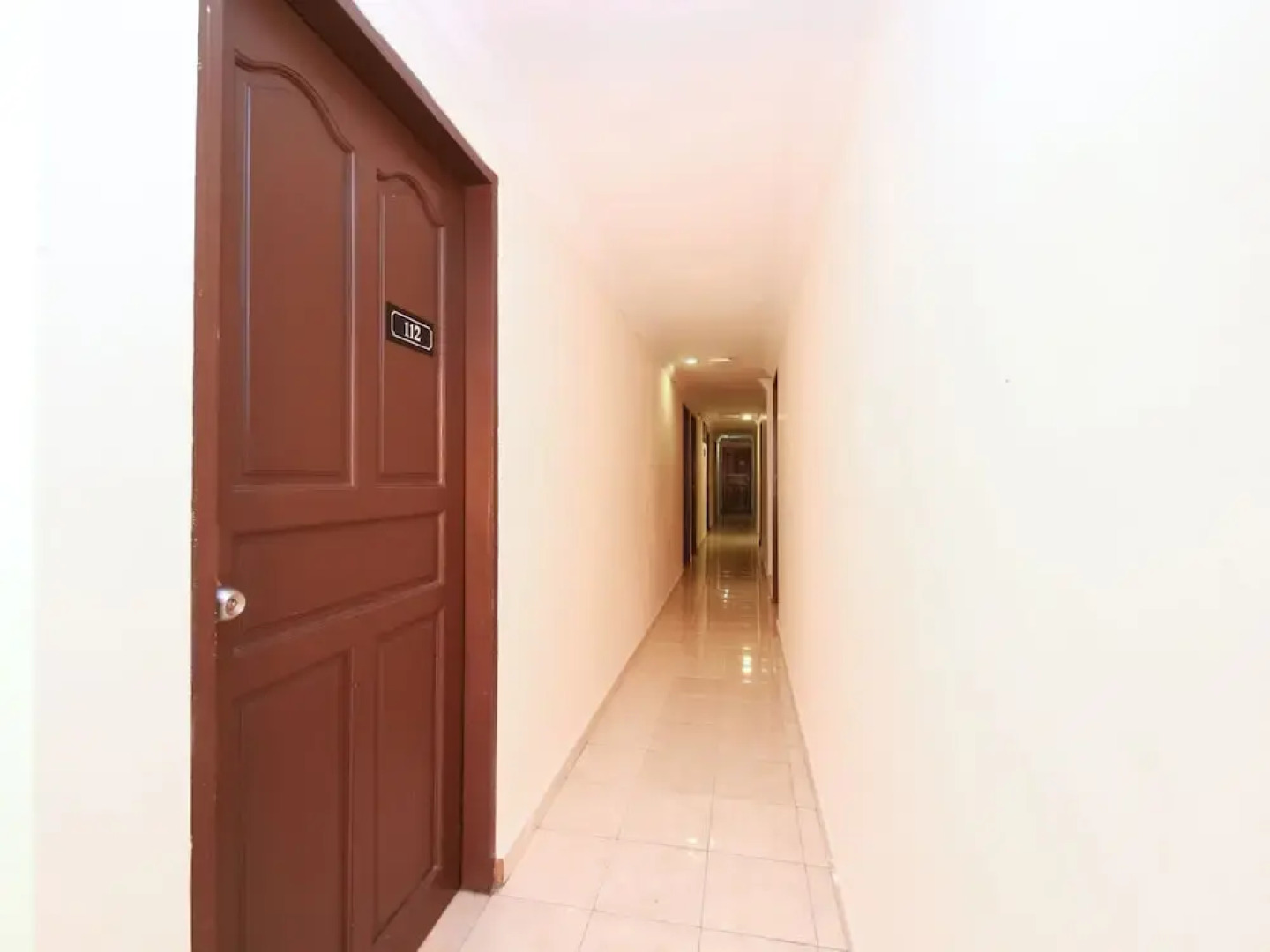 OYO 775 Hotel Sahara Inn