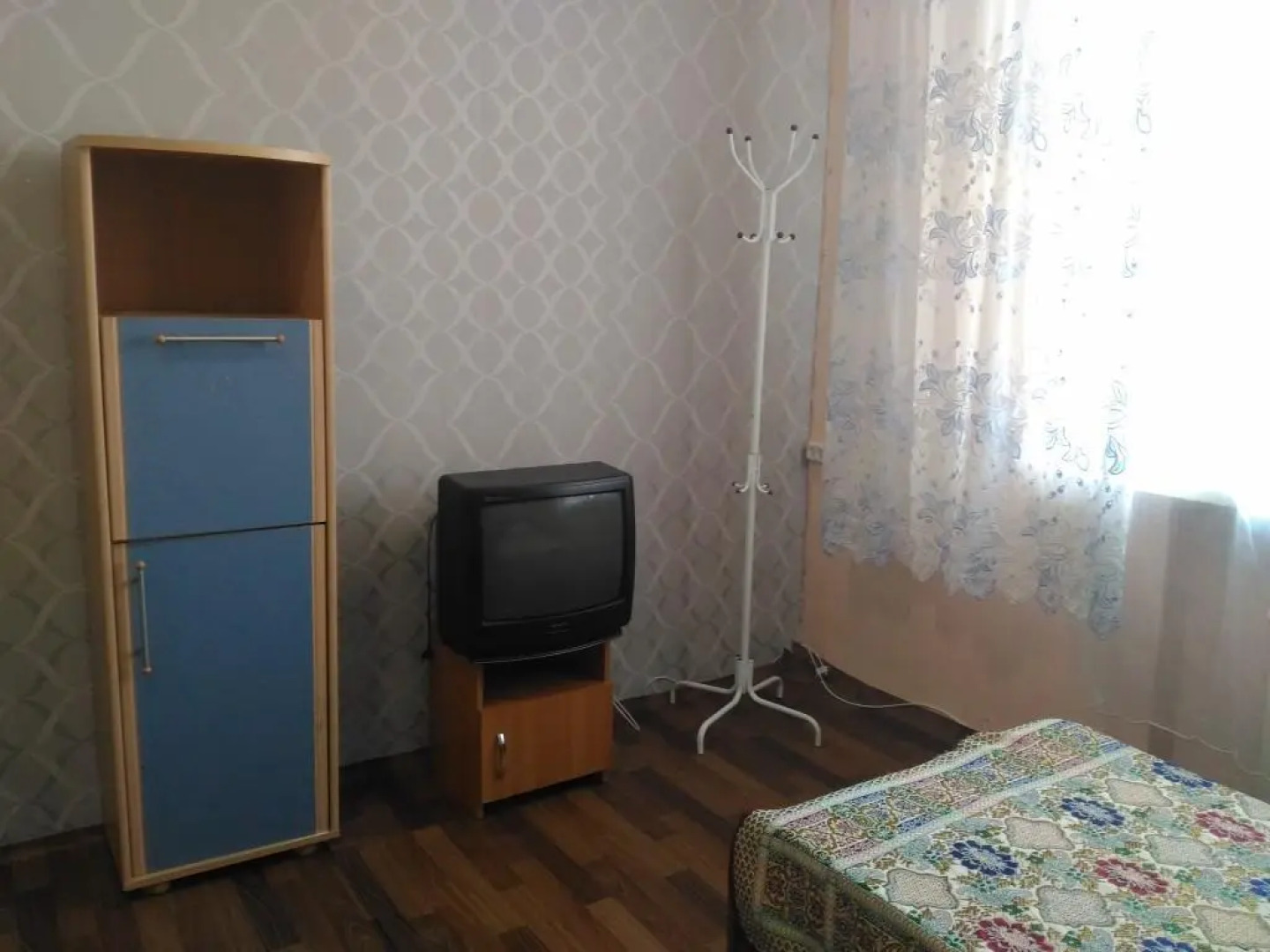 На Володарского