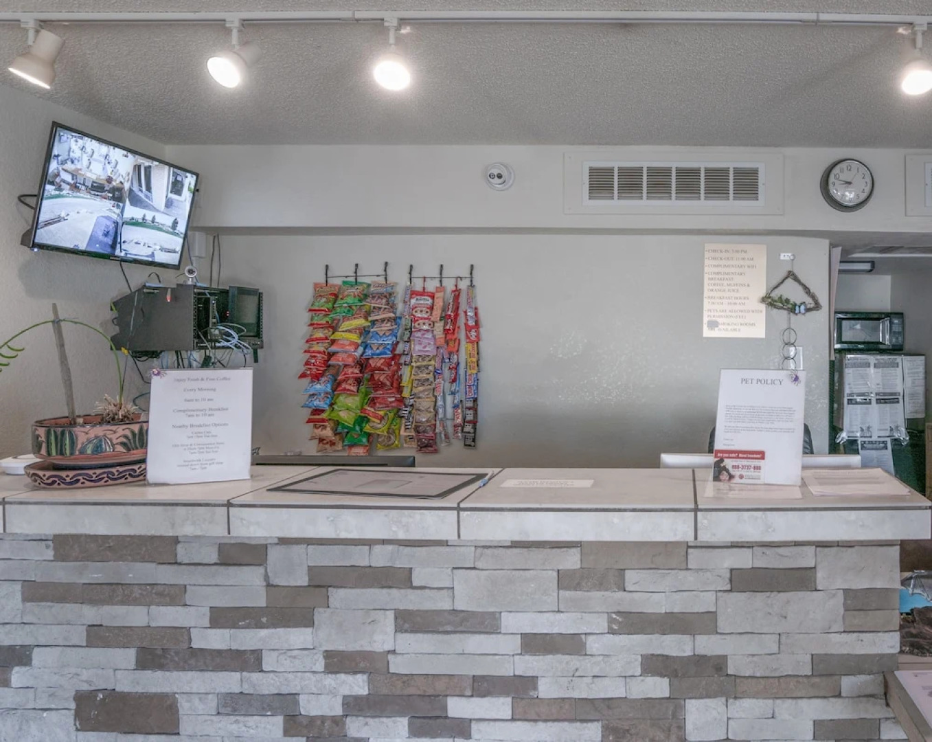 White's City Cavern Inn