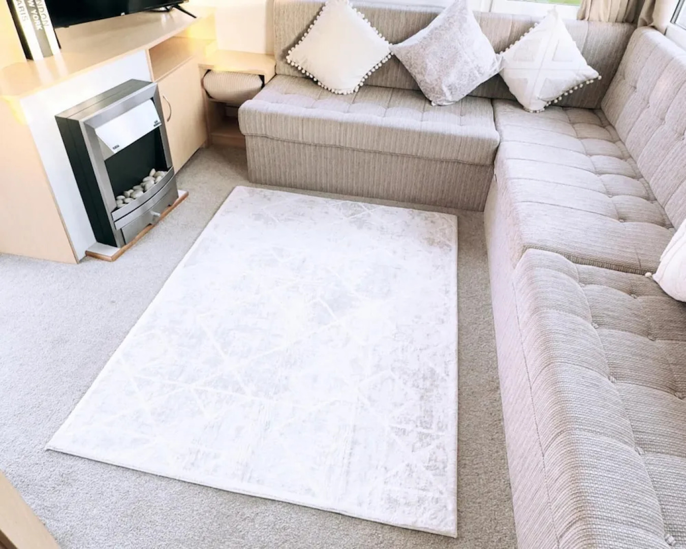 Impeccable 2-bed Static Caravan in Morecambe