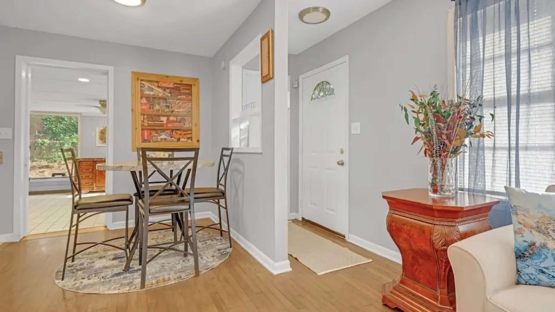 Spacious 3 Bedroom Home With Full Kitchen - Minutes From ATL Airport! 3 Home by Redawning