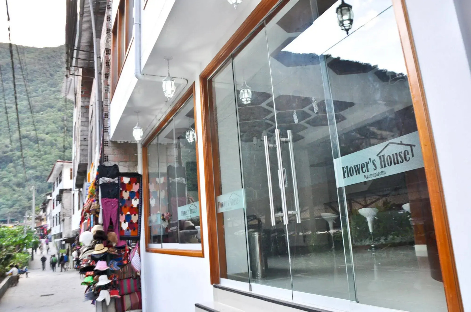 Flower's House MachuPicchu