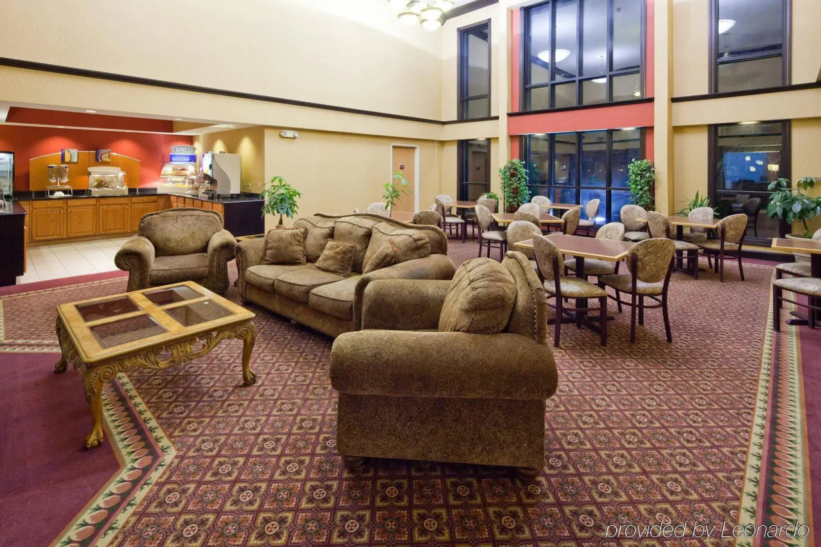 Holiday Inn Express & Suites Wauseon by IHG
