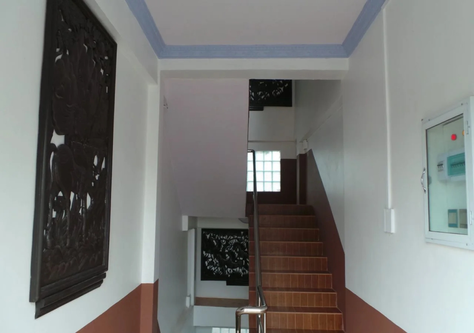 Mandalay White House Hotel