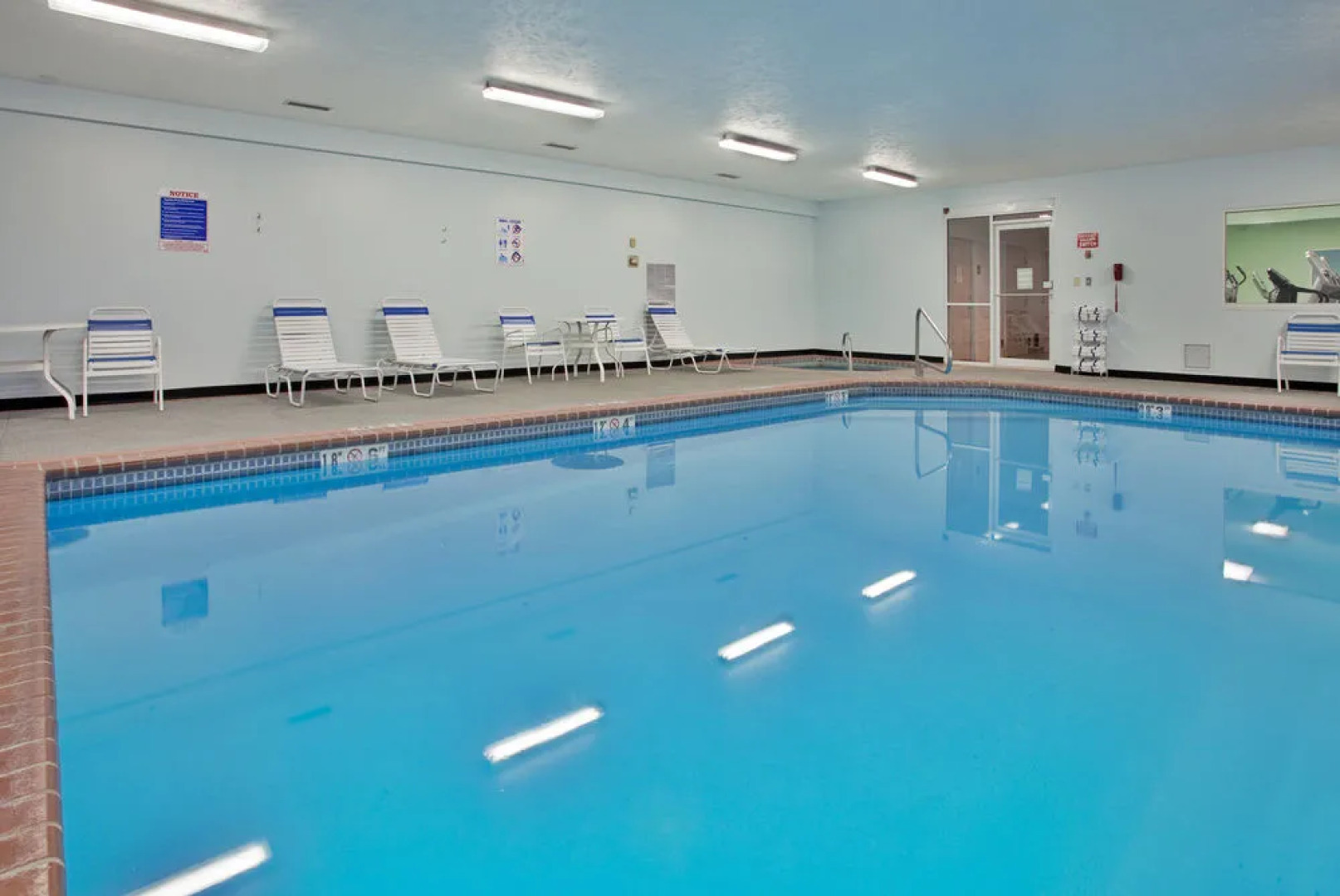 Holiday Inn Express Junction City