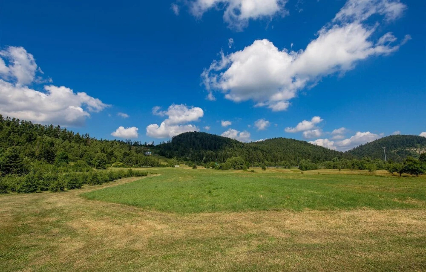 Stunning Apartment in Fuzine With Wifi and 2 Bedrooms