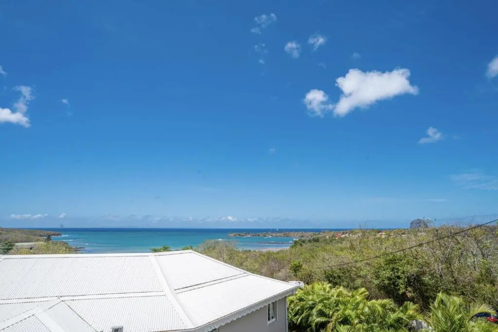Villa Martinique Diamant, resplendissante, 3ch, piscine, vue mer