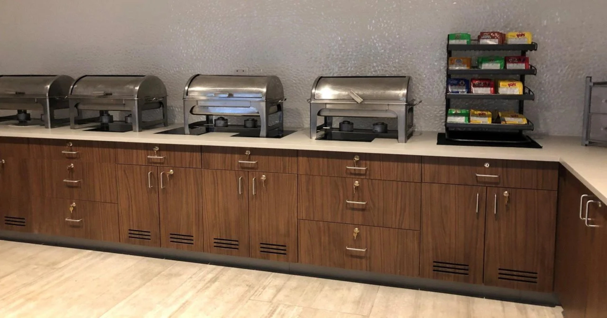 Holiday Inn Roanoke Airport – Conference CTR by IHG