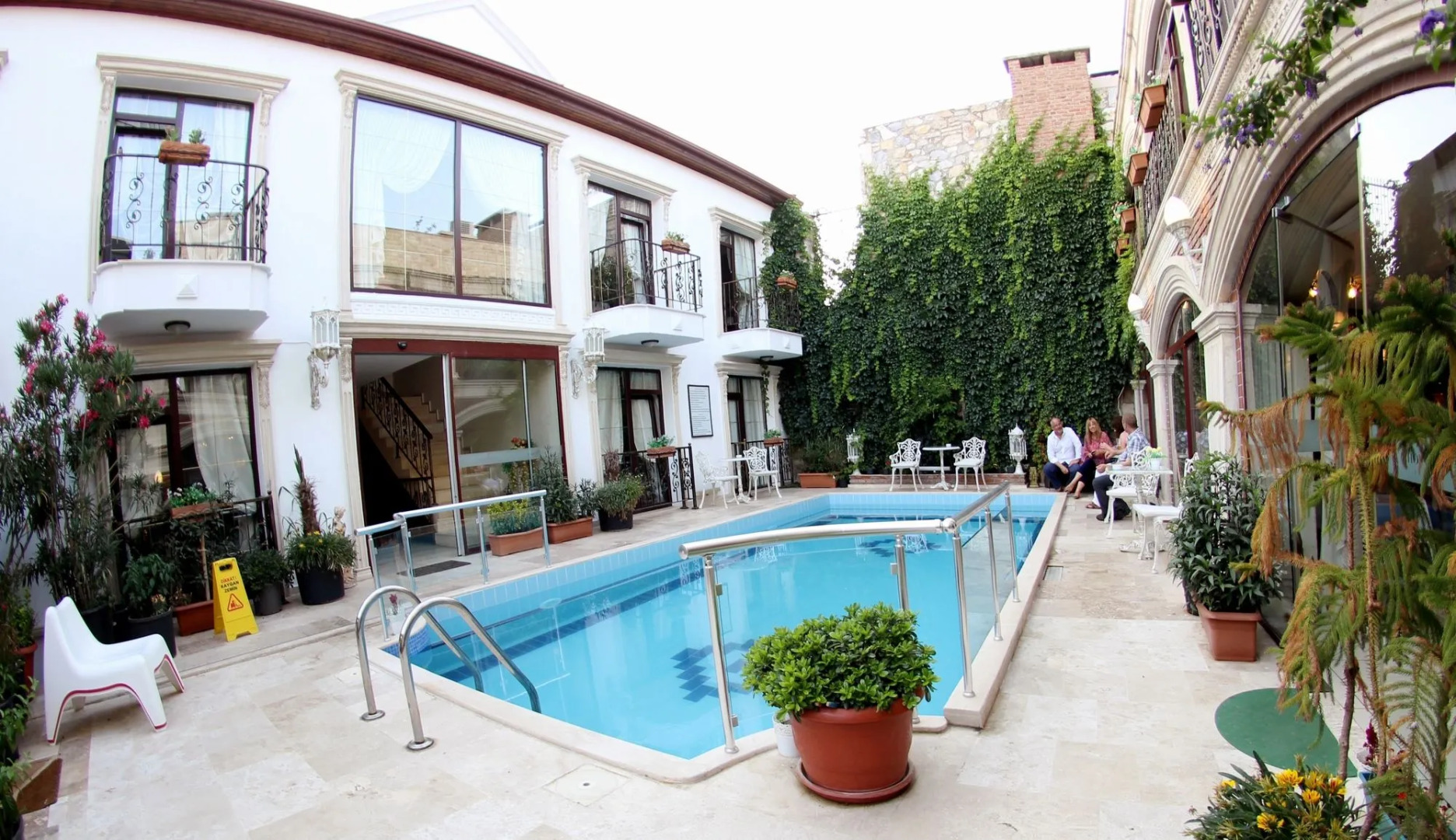 Saint John Hotel - Boutique Class