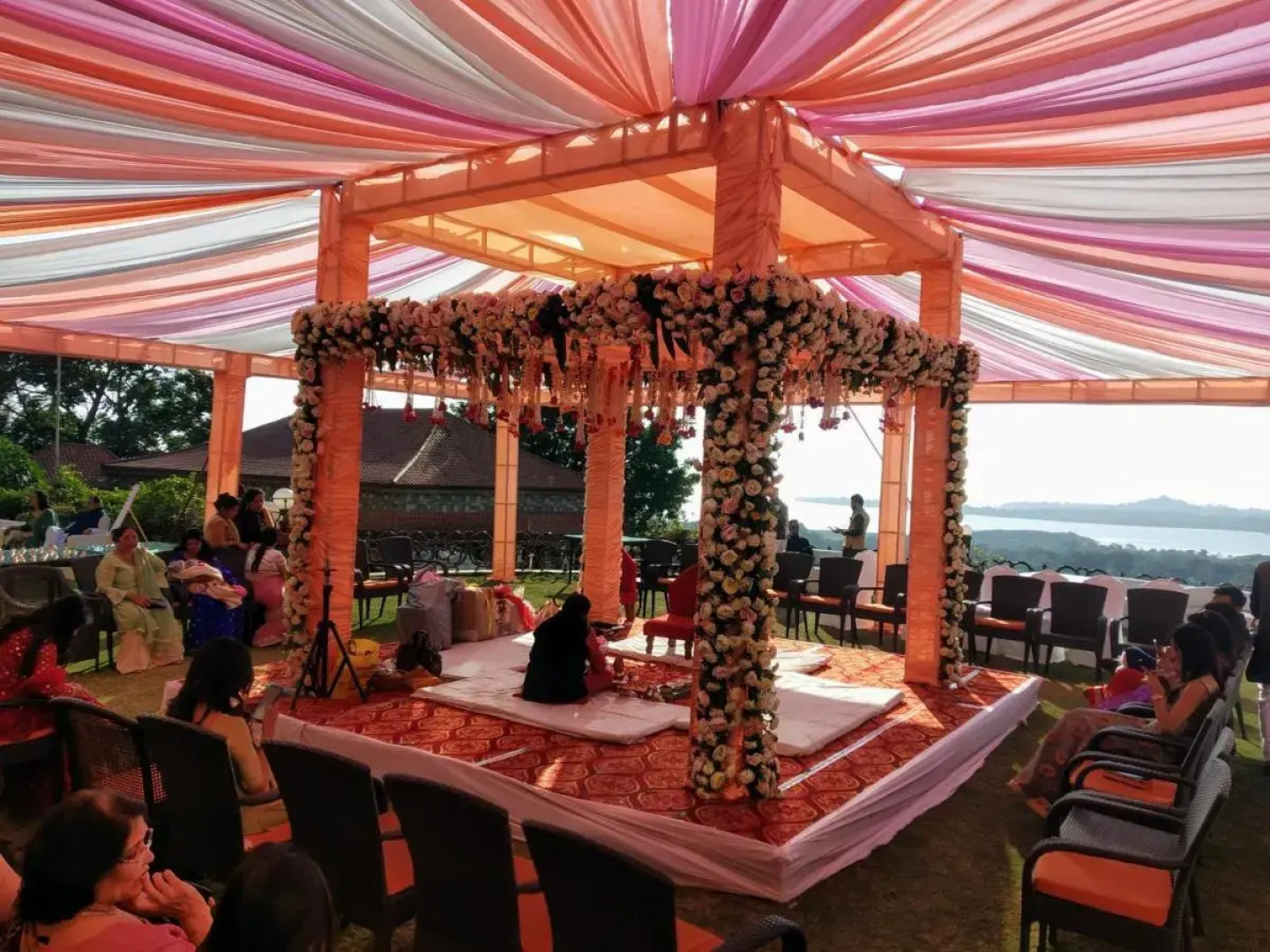 Noor-Us-Sabah Palace