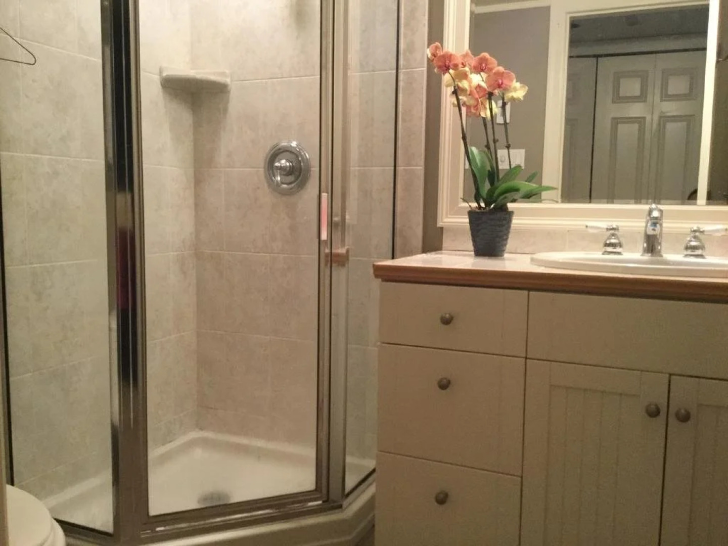 Lakehouse Heritage Bed & Breakfast