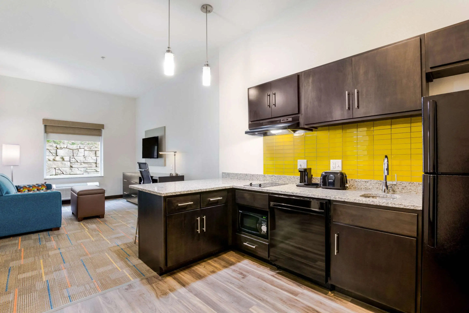 MainStay Suites Winfield-Teays Valley