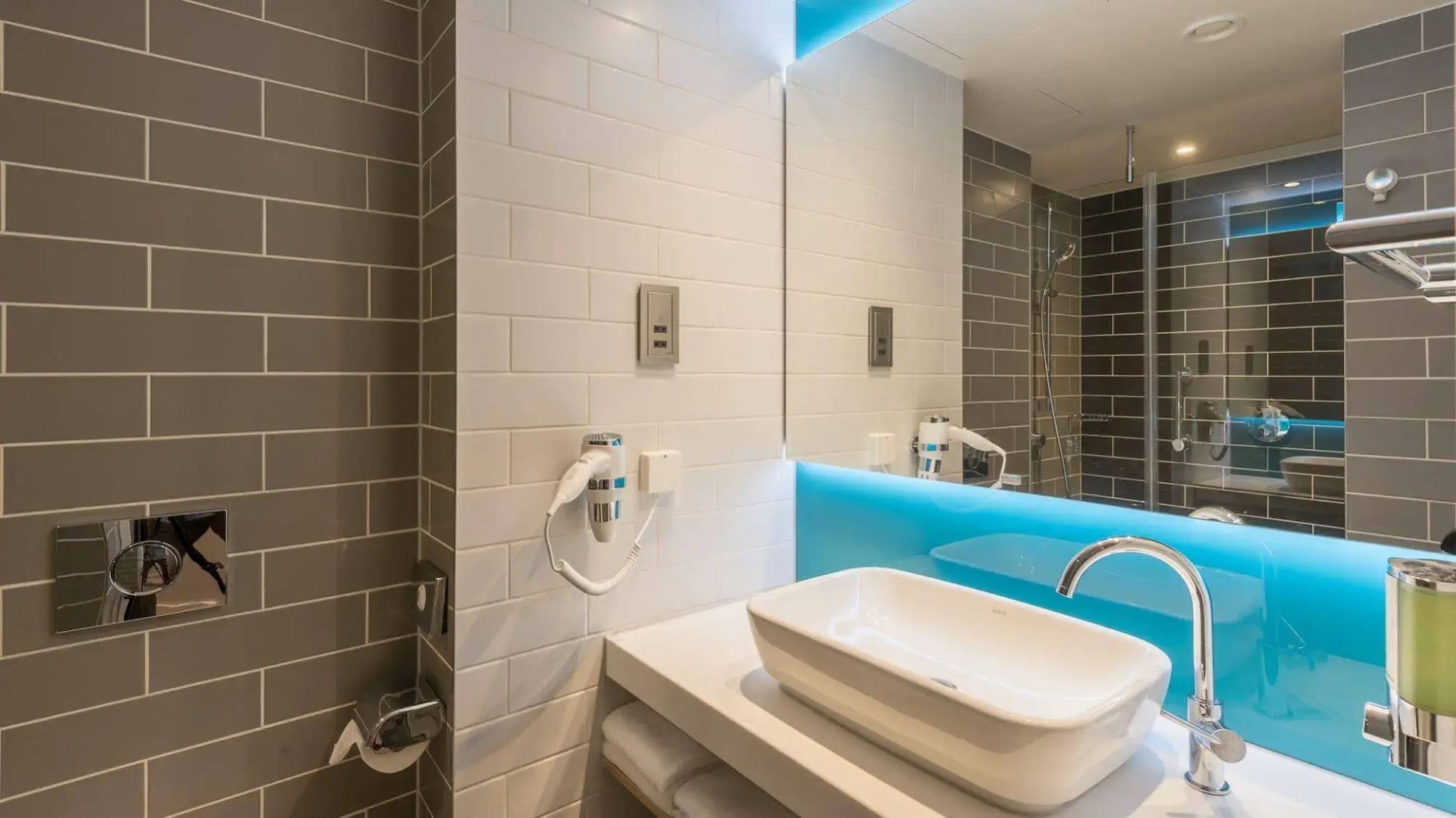 Premier Inn Freiburg City Süd Hotel