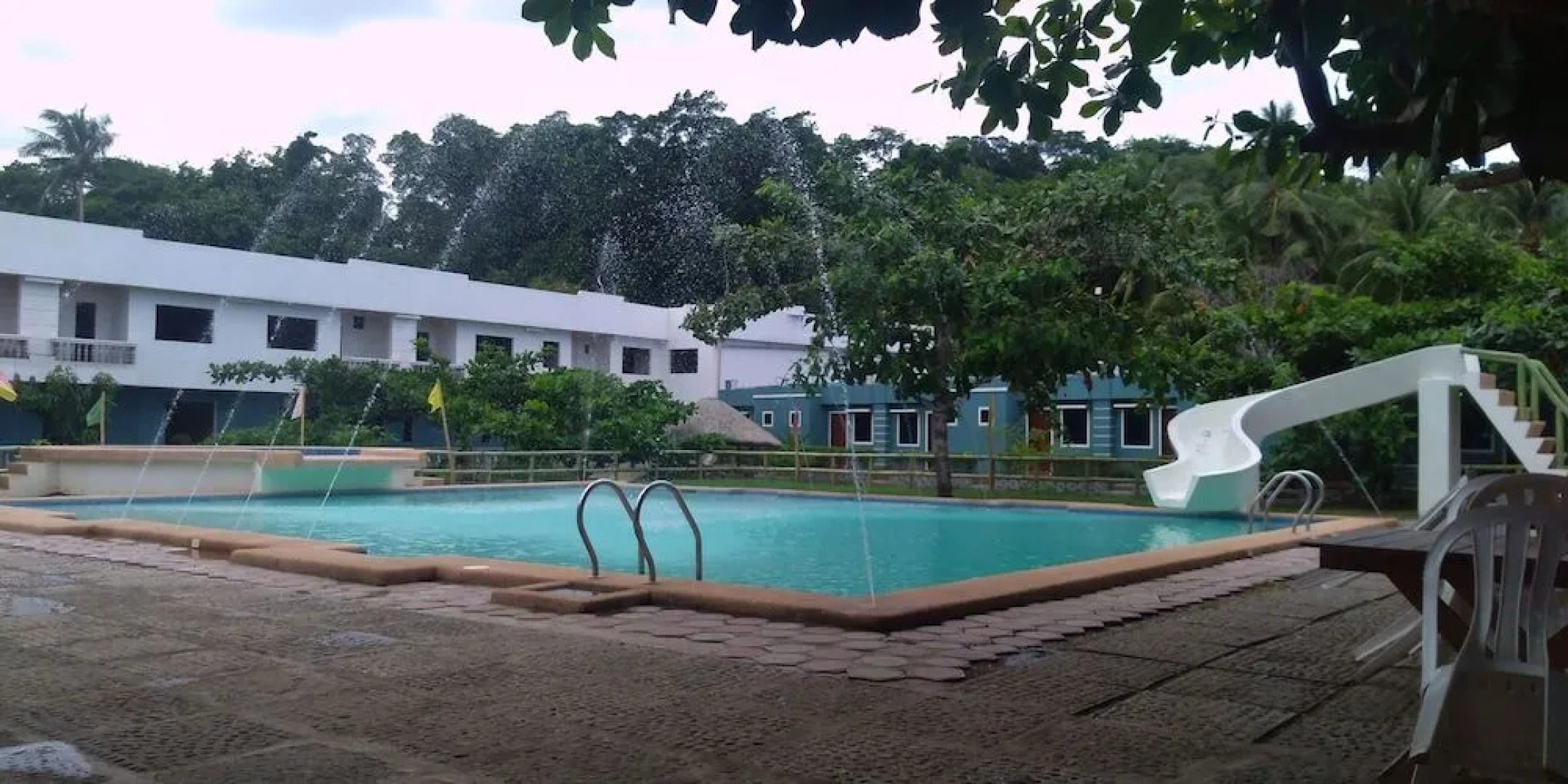 Malajog Leisure Park Resort Hotel