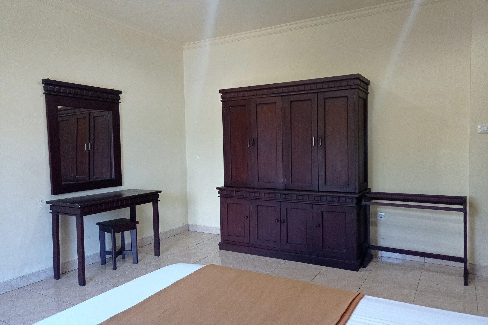 Hotel Mawar Sari RedPartner