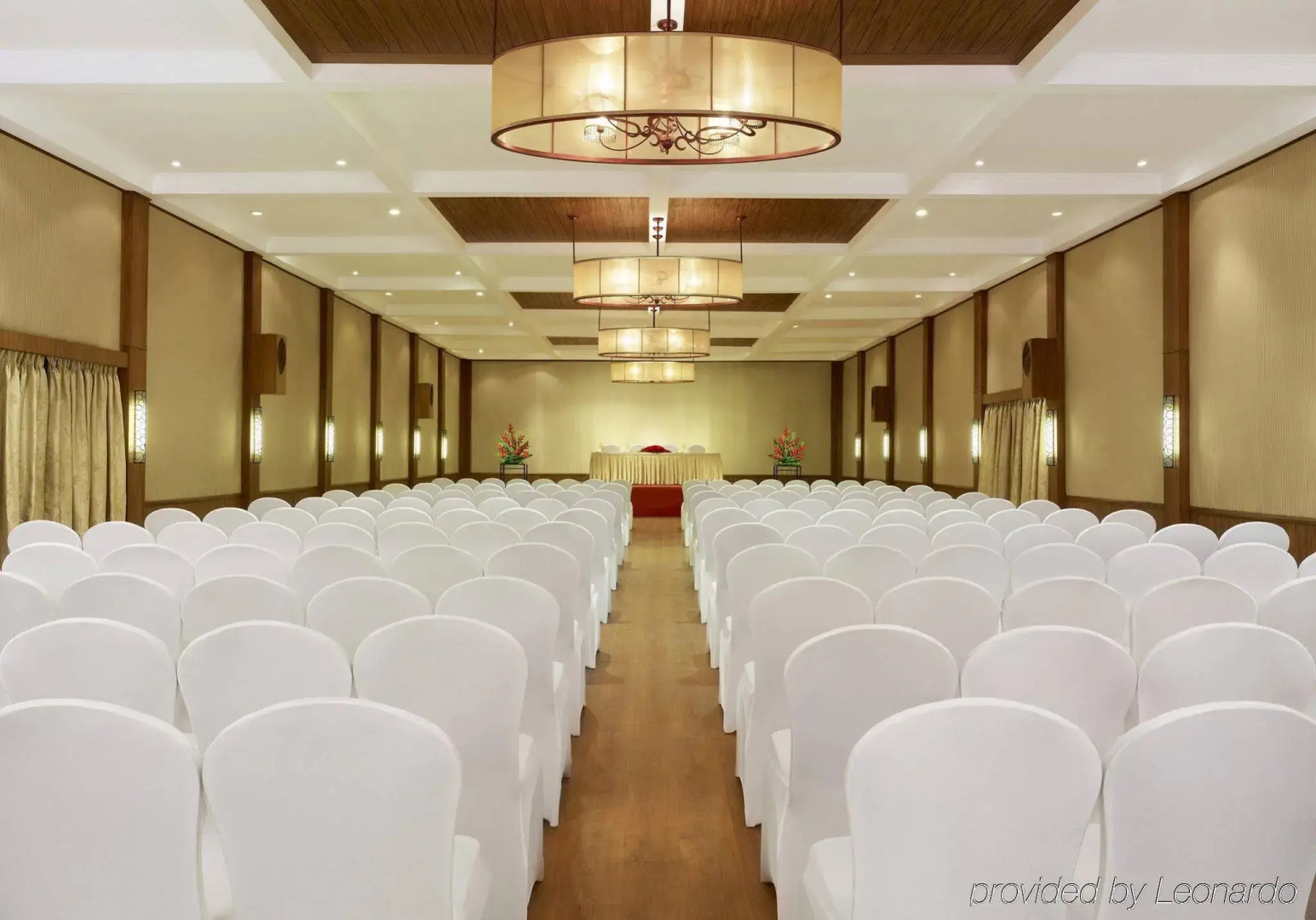 Vivanta Ernakulam, Marine Drive