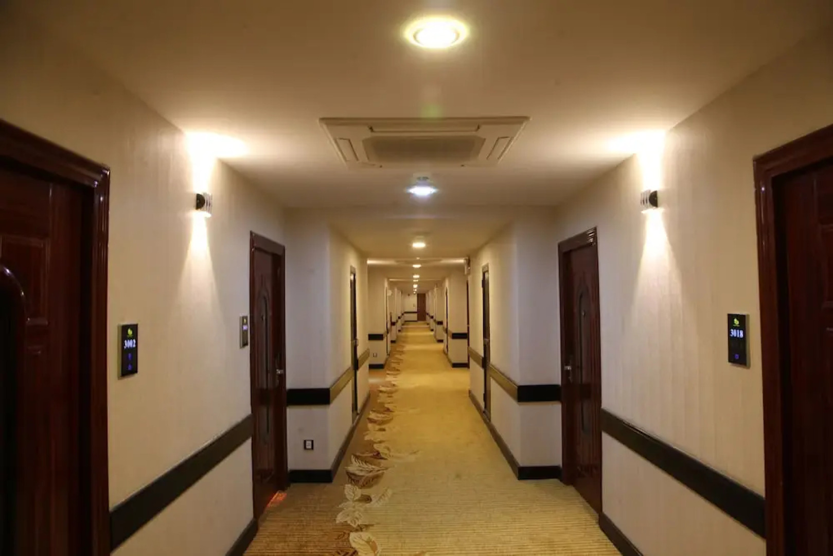 Mingalar Thiri Hotel