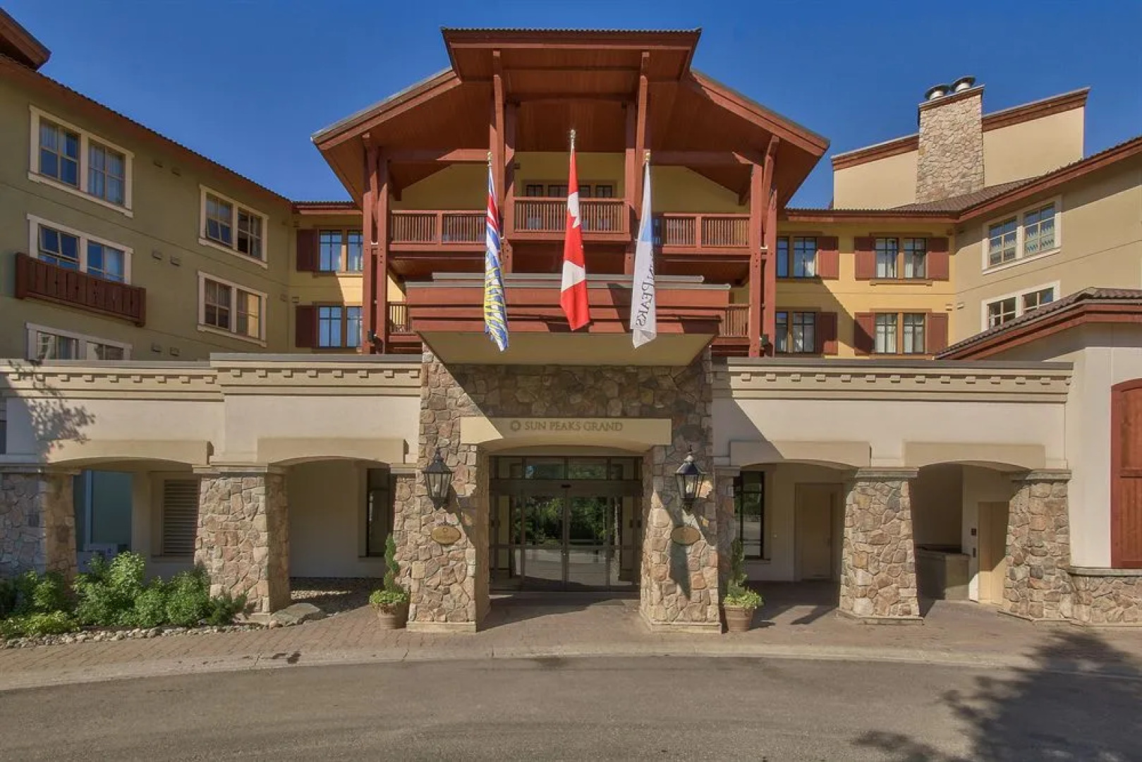 The Residences at Sun Peaks Grand