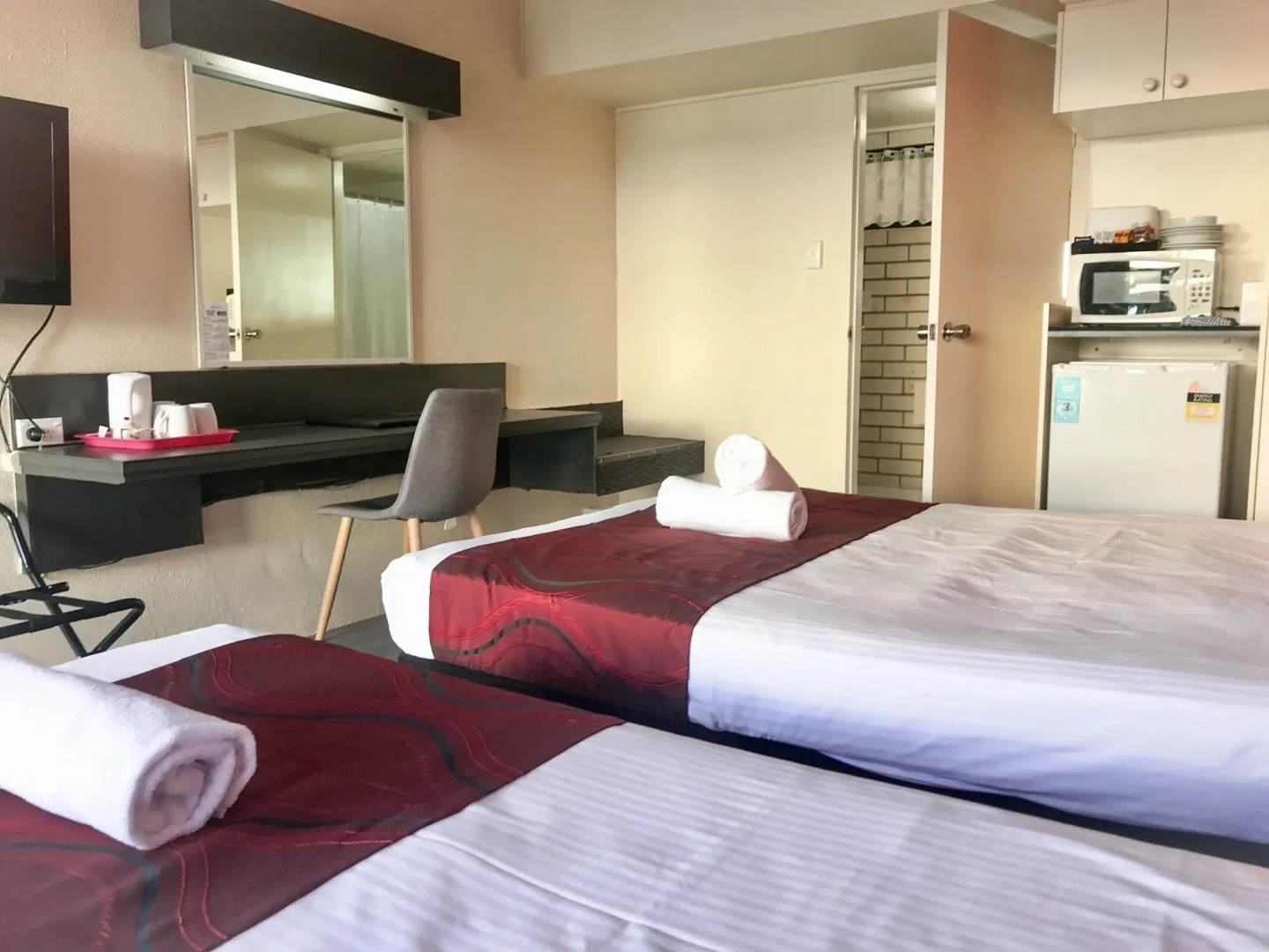 Tropical Gate Motor Inn