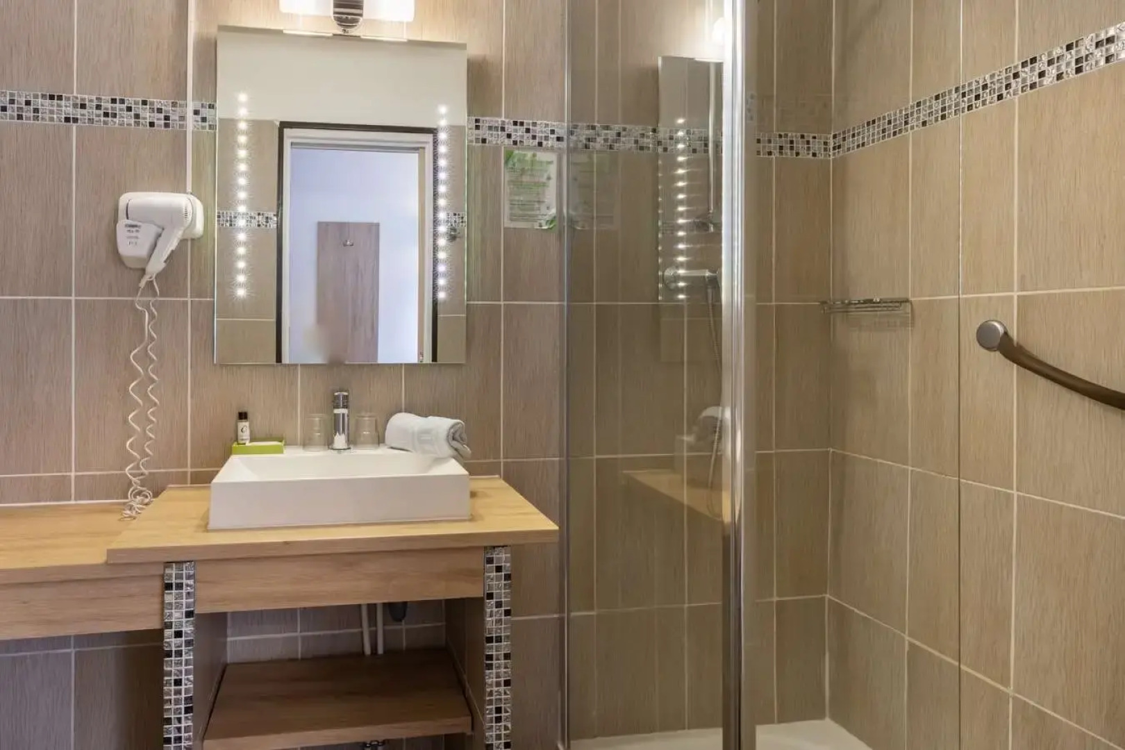 The Originals City, Hotel Azur, Fos sur Mer