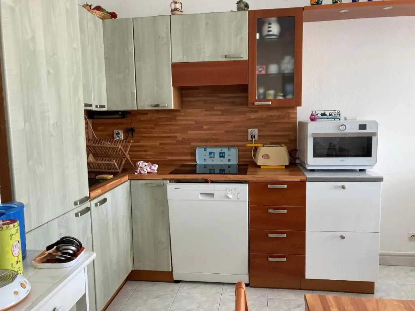 Résidence avec piscine, plage à 100 m, Cannes et Juan les Pins à 5 min, WiFi