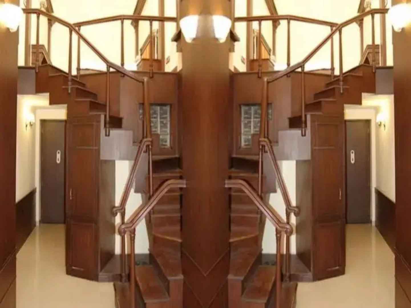 OYO 8771 Hotel Allahabad Regency