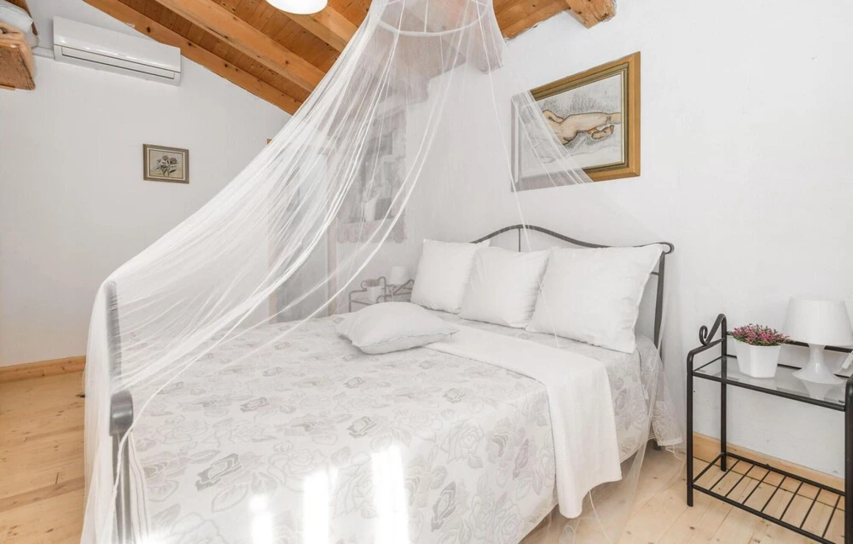 Beautiful Home in Lukovo Sugarje With 3 Bedrooms and Wifi