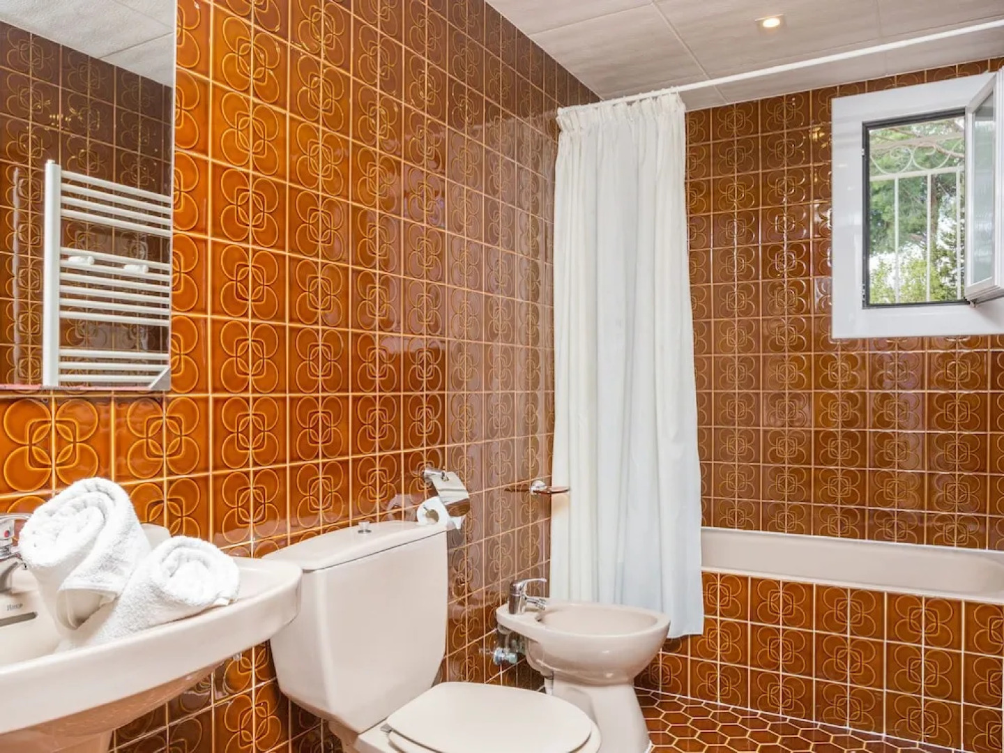 Luxurious Villa in Tordera With Private Pool and Garden