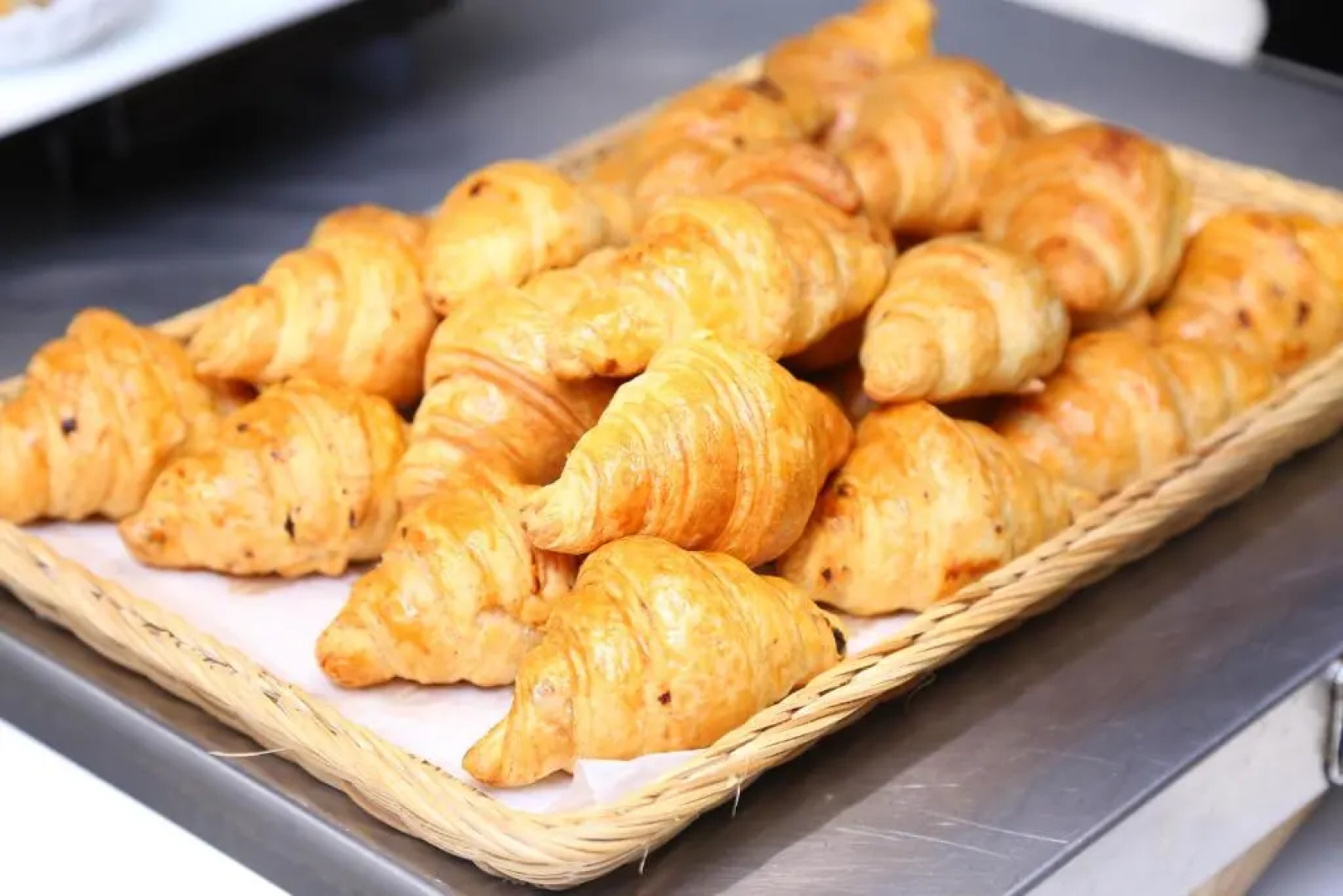 Asia International Hotel Guangzhou