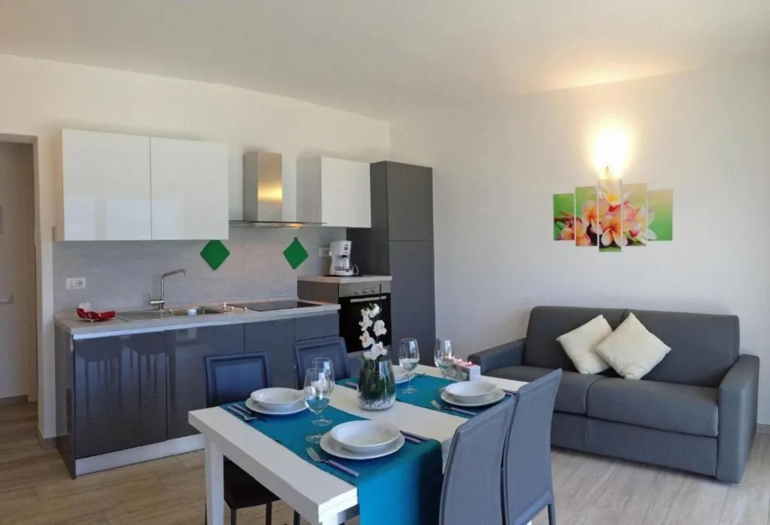 La Collinetta Apartments