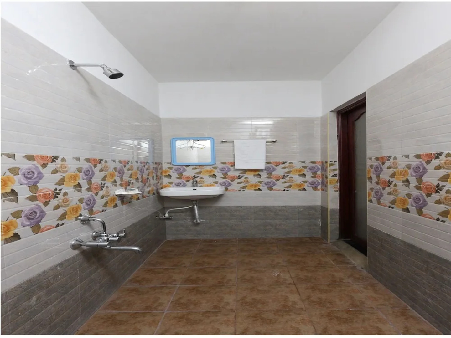 OYO 11582 Villa Triomphe